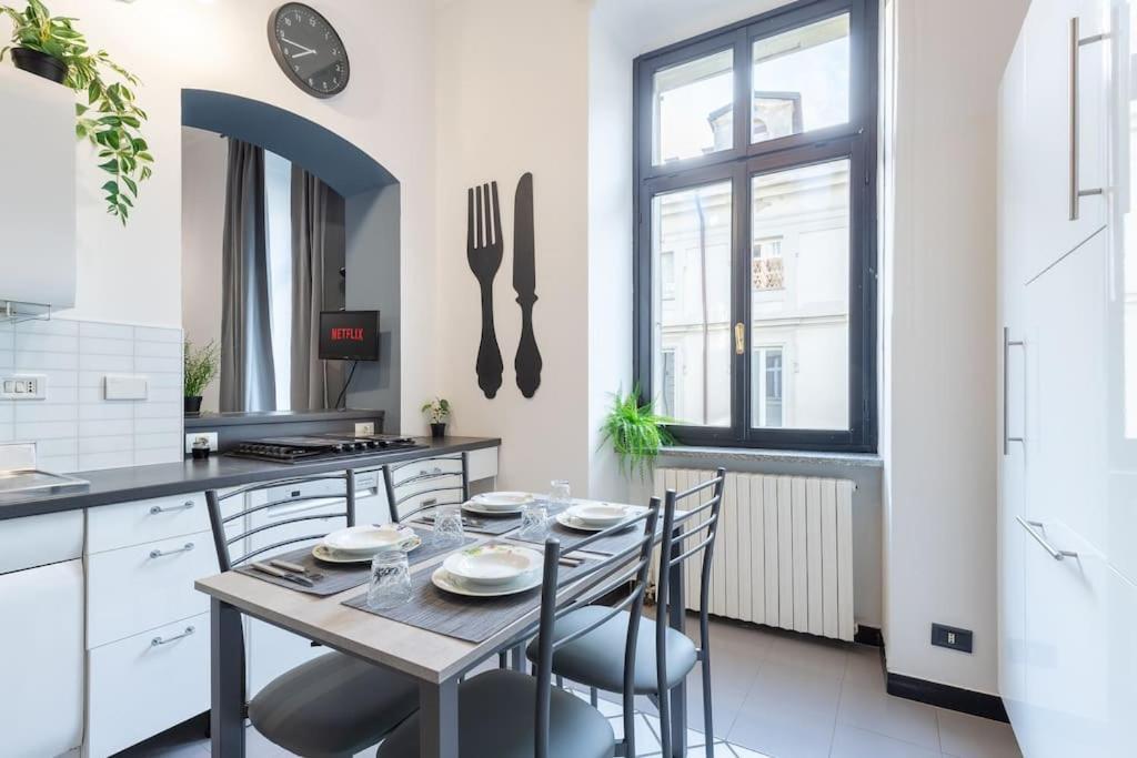 Historical Suite - Pieno Centro - Porta Nuova- Piazza Castello Turin Ngoại thất bức ảnh