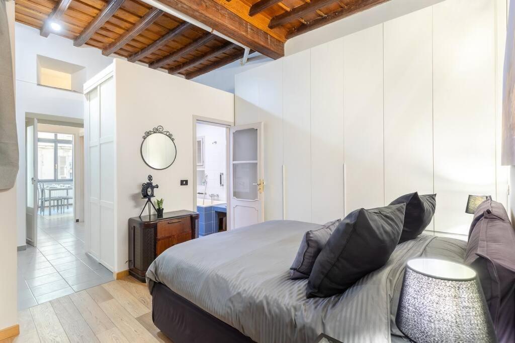 Historical Suite - Pieno Centro - Porta Nuova- Piazza Castello Turin Ngoại thất bức ảnh