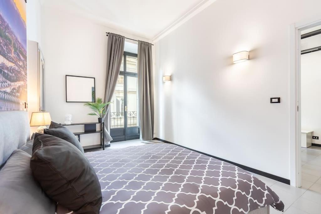 Historical Suite - Pieno Centro - Porta Nuova- Piazza Castello Turin Ngoại thất bức ảnh