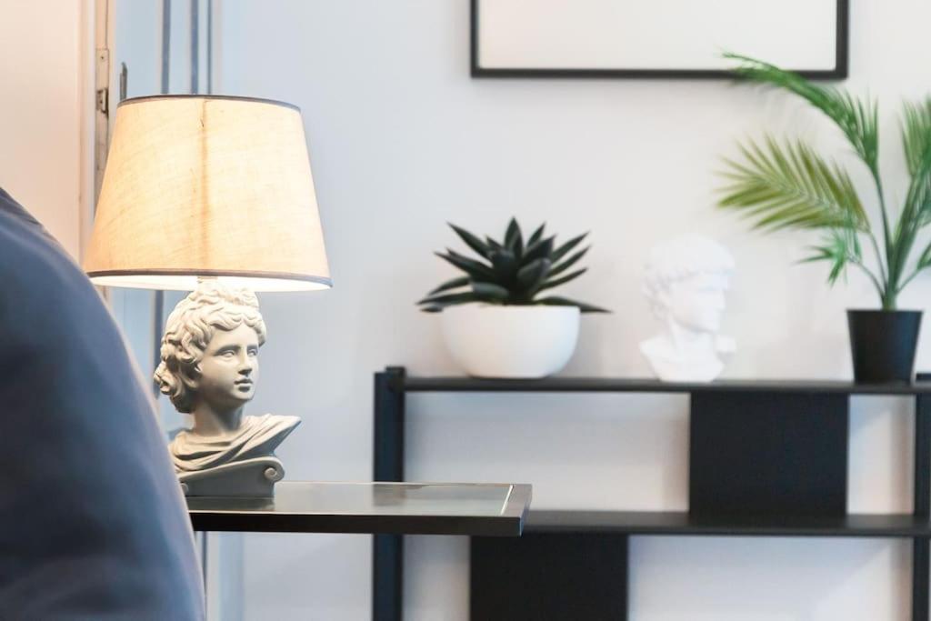 Historical Suite - Pieno Centro - Porta Nuova- Piazza Castello Turin Ngoại thất bức ảnh